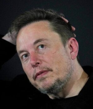 Маск-відповів-Федорову-щодо-блокування-starlink-на російських-безпілотниках:-подробиці