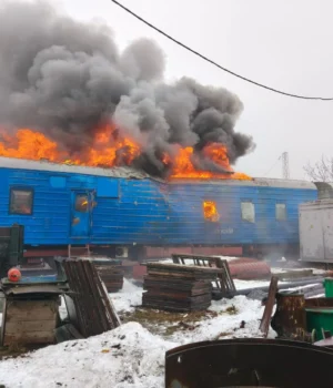 росіяни-вже-понад-добу-б’ють-по-об’єктах-залізниці-на-Дніпровщині-–-Кулеба