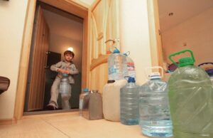 Лучан закликали набрати запаси води та утеплити труби Лучан-закликали-набрати-запаси-води-та-утеплити-труби