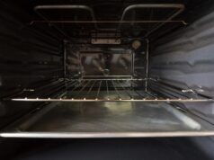 Сяятиме, як нова: експерти із прибирання пояснили, як легко почистити решітку від духовки Сяятиме,-як-нова:-експерти-із-прибирання-пояснили,-як-легко-почистити-решітку-від-духовки