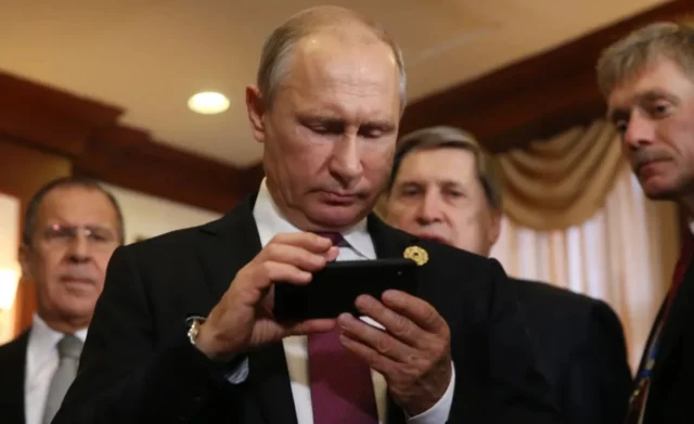 путін-технофоб гальмує розвиток ШІ в рф, країна втрачає ІТ-фахівців – The Times путін-технофоб-гальмує-розвиток-ШІ-в-рф,-країна-втрачає-ІТ-фахівців-–-the-times