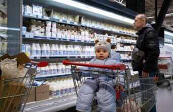 «Золоті» цінники: як відключення світла змінять вартість продуктів у лютому «Золоті»-цінники:-як-відключення-світла-змінять-вартість-продуктів-у-лютому