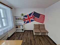 Сім’я викладачки власним коштом оновила кабінет у коледжі на Волині Сім’я-викладачки-власним-коштом-оновила-кабінет-у-коледжі-на-Волині