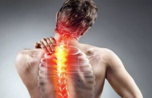 Чому болить поперек? Повний гід: від симптомів остеохондрозу до ефективної терапії Чому-болить-поперек?-Повний-гід:-від-симптомів-остеохондрозу-до-ефективної-терапії