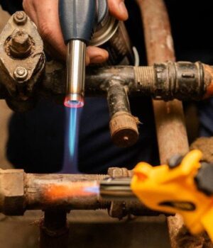 «Це-не-блекаут,-а-каскадна-аварія»:-експерт-про-ситуацію-в-енергосистемі «Це-не-блекаут,-а-каскадна-аварія»:-експерт-про-ситуацію-в-енергосистемі