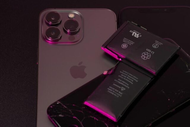 Чоловік перевірив “метод Apple” і два роки заряджав iPhone до 80%: що це дало Чоловік-перевірив-“метод-apple”-і-два-роки-заряджав-iphone-до-80%:-що-це-дало