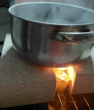 Після масштабного блекауту у Києві тисячі будинків знову залишилися без опалення