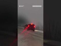 “Я повернусь, коли дрони відібʼють”. Люди не хочуть покидати прифронтове село (ВІДЕО) “Я повернусь, коли дрони відібʼють”. Люди не хочуть покидати прифронтове село (ВІДЕО)