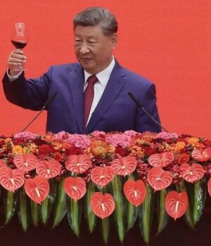 Лідер-Китаю-узяв-контроль-над-армією:-що-означає-арешт-генерала-для-Тайваню