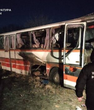 Росіяни-атакували-автобус-ДТЕК-на-Дніпропетровщині:-15-шахтарів-загинули Росіяни-атакували-автобус-ДТЕК-на-Дніпропетровщині:-15-шахтарів-загинули