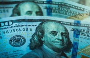 Курс валют на 2 лютого: скільки коштуватимуть долар, євро і злотий Курс-валют-на-2-лютого:-скільки-коштуватимуть-долар,-євро-і-злотий