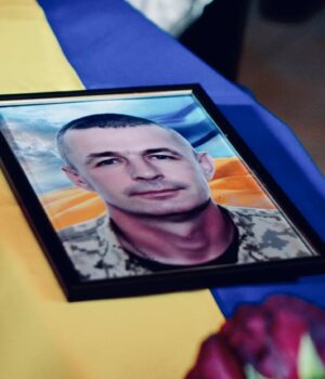 На-Волині-попрощалися-з-військовим-Олександром-Денисюком На-Волині-попрощалися-з-військовим-Олександром-Денисюком