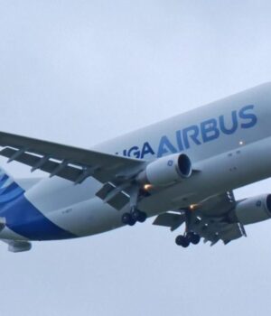 Один-із-найвідоміших-літаків-у-світі-здійснив-свій-останній-політ