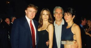 WSJ: Мін’юст США випадково оприлюднив імена 43 жертв Джеффрі Епштейна wsj:-Мін’юст-США-випадково-оприлюднив-імена-43-жертв-Джеффрі-Епштейна