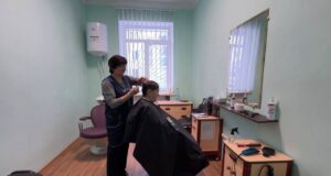 Понад 1,4 тисячі пільговиків скористалися послугами соціальної перукарні Понад-1,4-тисячі-пільговиків-скористалися-послугами-соціальної-перукарні