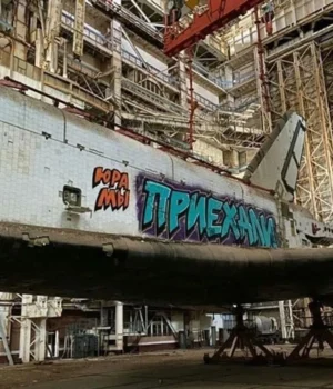 росія-більше-не-конкурент-у-космосі:-США-та-Китай-лідирують-у-колонізації-Місяця