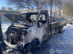 Пообіцяли 3000 доларів: 19-річний лучанин на замовлення спалив вантажівку Пообіцяли-3000-доларів:-19-річний-лучанин-на-замовлення-спалив-вантажівку