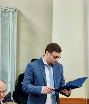 Суд-залишив-під-вартою-поліцейську-у-справі-про-загибель-6-річної-дівчинки-в-Прилуках Суд-залишив-під-вартою-поліцейську-у-справі-про-загибель-6-річної-дівчинки-в-Прилуках