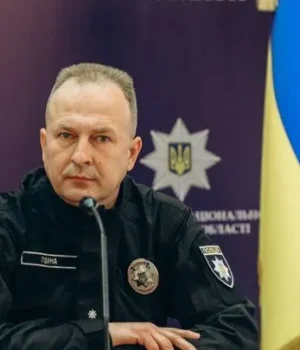 94de7992b80aa70e.webp Очільник поліції Черкащини відсторонився від роботи через криваву стрілянину