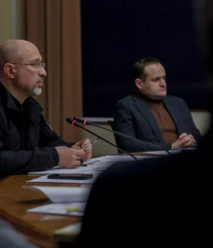 Дарницька-ТЕЦ-зазнала-сильних-пошкоджень:-Шмигаль-про-наслідки-нічної-атаки-рф-на-Київ Дарницька-ТЕЦ-зазнала-сильних-пошкоджень:-Шмигаль-про-наслідки-нічної-атаки-рф-на-Київ