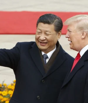 Трамп-провів-"чудову-телефонну-розмову"-із-лідером-Китаю.-Говорили-й-про-війну-в-Україні