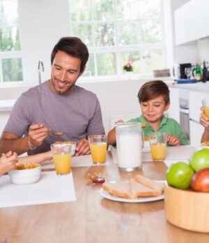 Хто-сильніше-впливає-на-здоров’я-дитини-–-матір-чи-батько:-несподіване-відкриття-вчених