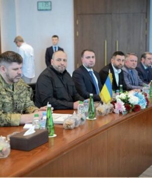 В-Абу-Дабі-розпочався-другий-день-переговорів-з-РФ-та-США,-–-Умєров