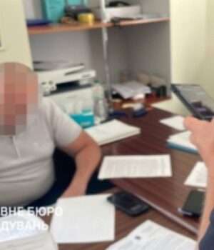 Посадовця-з-Одещини,-спійманого-на-хабарі,-підозрюють-ще-у-незаконному-збагаченні