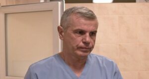 Ожеледиця в Луцьку: до пів сотні людей щодня звертаються до травмпункту. ВІДЕО Ожеледиця-в-Луцьку:-до-пів-сотні-людей-щодня-звертаються-до-травмпункту.-ВІДЕО