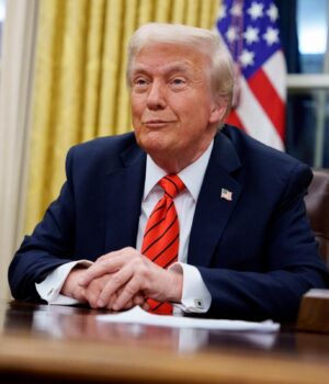 Трамп-заявив,-що-запобіг-ядерній-війні-між-Росією-та-Україною