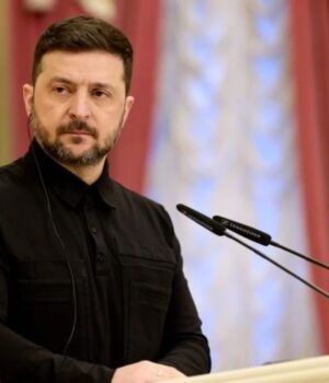 Зеленський-заявив,-що-після-війни-переведе-армію-з-мобілізаційної-на-контрактну-основу