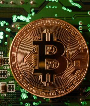 Біткойн-обвалився-до-нової-психологічної-позначки:-скільки-кошутє-криптовалюта