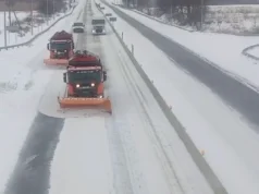 Рух на основних дорогах забезпечено без обмежень попри негоду – дорожники Рух-на-основних-дорогах-забезпечено-без-обмежень-попри-негоду-–-дорожники