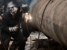 У «Дії» стартувала подача заявок на доплату для ремонтних бригад У «Дії» стартувала подача заявок на доплату для ремонтних бригад