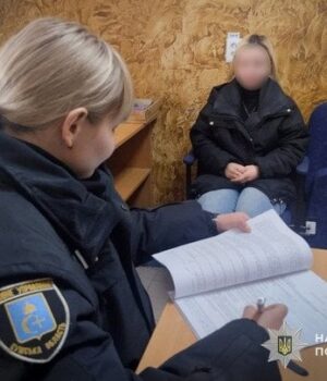 Дитина-загинула-у ліжечку:-на Сумщині-матір-судитимуть-за смерть-сина