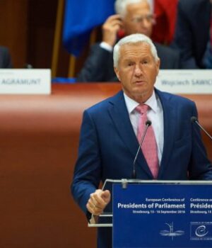 Після-скандалу-з-Епштейном-Норвегія-ініціює-розслідування-щодо-експрем’єра-Ягланда