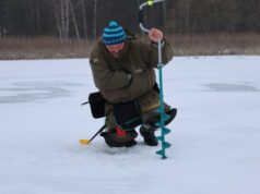 На Волині відбулися змагання із зимової риболовлі. ФОТО На-Волині-відбулися-змагання-із-зимової-риболовлі.-ФОТО