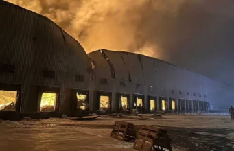 Нічна атака БПЛА рф у Яготині на Київщині: спалахнула пожежа на складі Roshen Нічна-атака-БПЛА-рф-у-Яготині-на-Київщині:-спалахнула-пожежа-на-складі-roshen