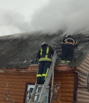 На-Камінь-Каширщині-горів-житловий-будинок