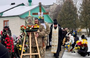 У Нововолинську попрощались із Захисником Дмитром Назаровським У-Нововолинську-попрощались-із-Захисником-Дмитром-Назаровським