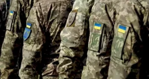 У Чернівцях чоловік поранив військовослужбовця ТЦК, було застосовано зброю У Чернівцях чоловік поранив військовослужбовця ТЦК, було застосовано зброю