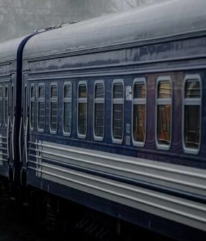 “Укрзалізниця”-скасувала-кілька-потягів:-перелік-рейсів-і-причина
