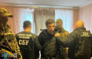 Затримали працівника банку, який зливав російській ФСБ персональні дані військових Сил оборони Затримали-працівника-банку,-який-зливав-російській-ФСБ-персональні-дані-військових-Сил-оборони
