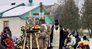 Нововолинська громада попрощалася з загиблим на фронті Захисником Дмитром Назаровським Нововолинська-громада-попрощалася-з-загиблим-на-фронті-Захисником-Дмитром-Назаровським