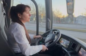«Дайте нам Лілю-водійку»: як українка змінила професію і кермує автобусом у Німеччині «Дайте-нам-Лілю-водійку»:-як-українка-змінила-професію-і-кермує-автобусом-у-Німеччині