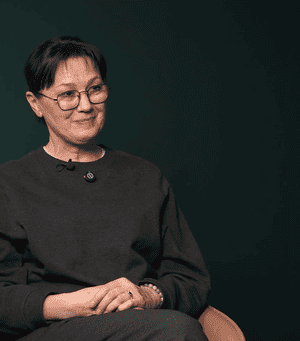 Зірка-“Тихої-Нави”-Лариса-Руснак-розкрила-причину-розпаду-її-8-річного-шлюбу-і-чи-зараз-в.