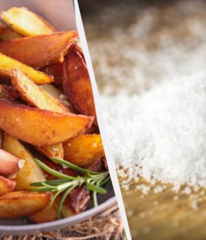 Не-на-початку,-не-в-кінці:-в-який-момент-солять-картоплю-–-тільки-так-буде.