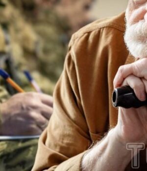 Зеленський-дозволив-чоловікам-60+-офіційно-служити-в-армії-і-воювати:-деталі