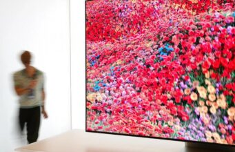 Прихована функція телевізора псує фільми: як вимкнути ефект “мильної опери” Прихована-функція-телевізора-псує-фільми:-як-вимкнути-ефект-“мильної-опери”