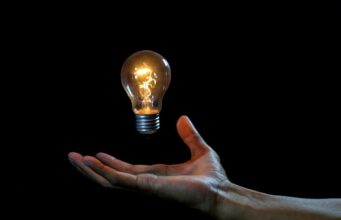 Світла буде трішки більше: графіки вимкнення електроенергії на Волині 11 лютого Світла-буде-трішки-більше:-графіки-вимкнення-електроенергії-на-Волині-11-лютого